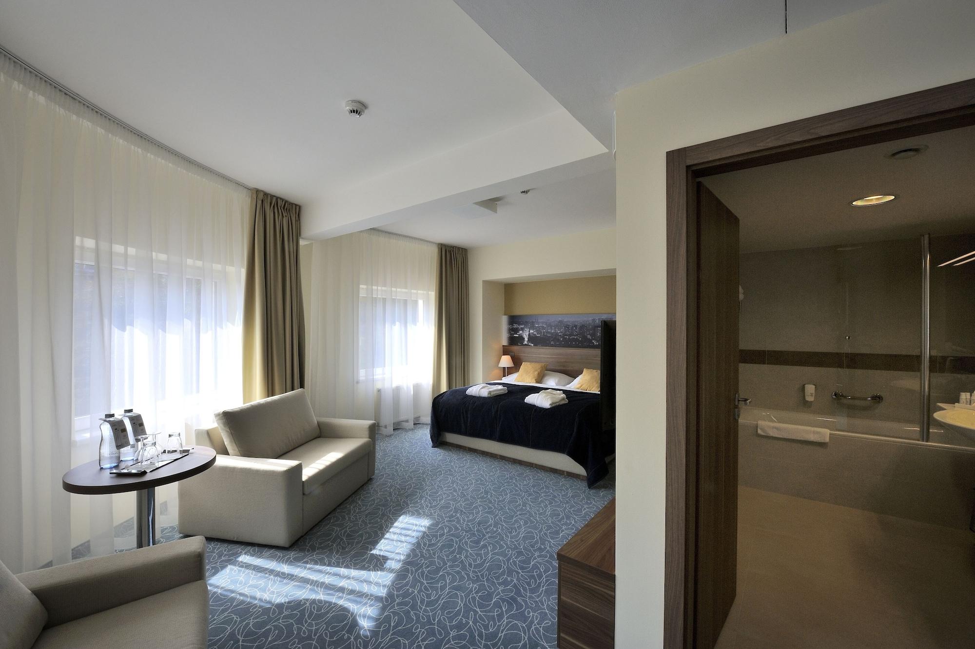 Imperial Hotel Ostrava Exterior photo